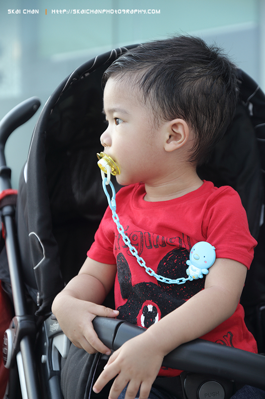 Children photoshoot session with Jacob Christopher at Vivocity Children photoshoot session with Jacob Christopher at Vivocity