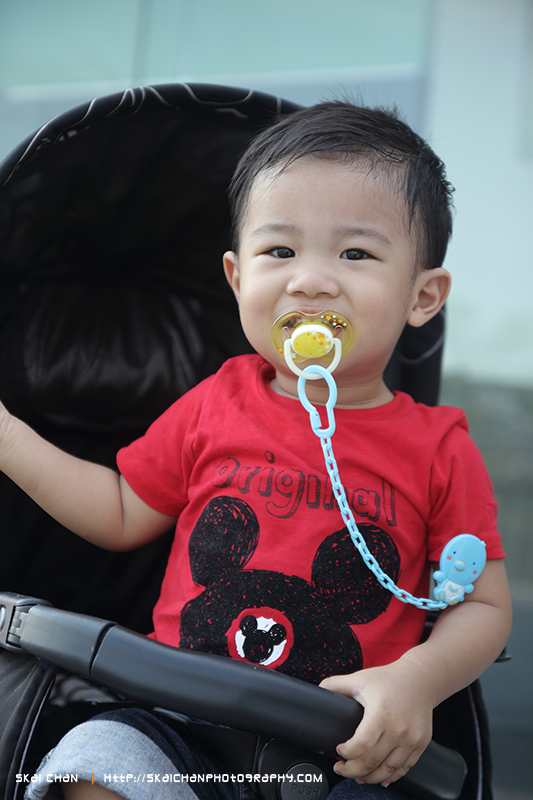 Children photoshoot session with Jacob Christopher at Vivocity Children photoshoot session with Jacob Christopher at Vivocity