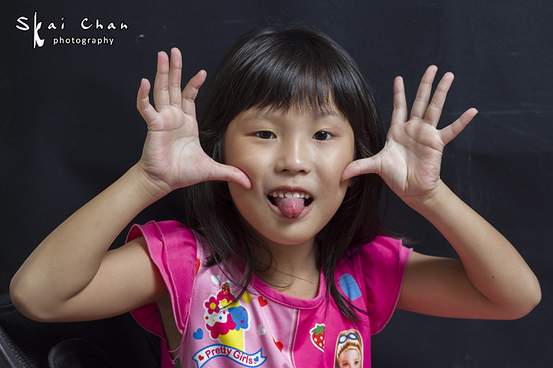 Indoor children photoshoot session with Dchane at Joyous Nails Seng Kang Indoor children photoshoot session with Dchane at Joyous Nails Seng Kang