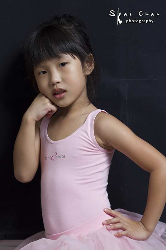 Indoor children photoshoot session with Dchane at Joyous Nails Seng Kang Indoor children photoshoot session with Dchane at Joyous Nails Seng Kang