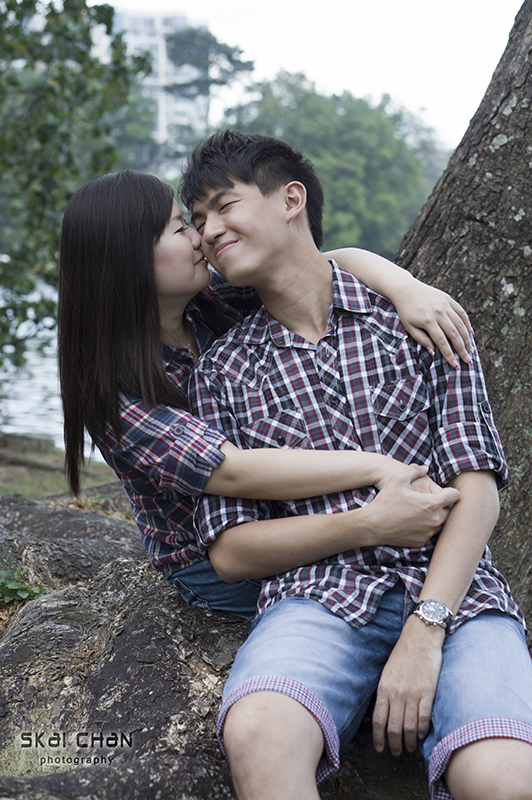 Creative and cute outdoor couple photoshoot session with Derrick and Ariel at Jurong Lake Gardens Creative and cute outdoor couple photoshoot session with Derrick and Ariel at Jurong Lake Gardens