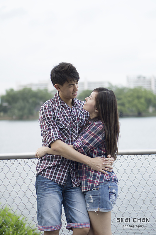 Creative and cute outdoor couple photoshoot session with Derrick and Ariel at Jurong Lake Gardens Creative and cute outdoor couple photoshoot session with Derrick and Ariel at Jurong Lake Gardens