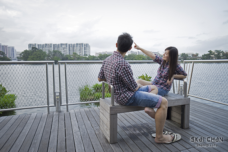 Creative and cute outdoor couple photoshoot session with Derrick and Ariel at Jurong Lake Gardens Creative and cute outdoor couple photoshoot session with Derrick and Ariel at Jurong Lake Gardens