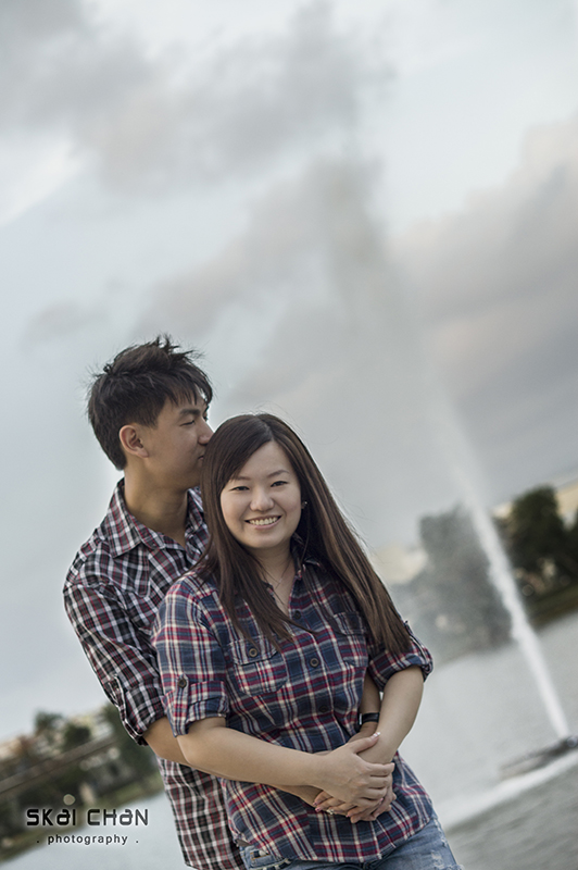 Creative and cute outdoor couple photoshoot session with Derrick and Ariel at Jurong Lake Gardens Creative and cute outdoor couple photoshoot session with Derrick and Ariel at Jurong Lake Gardens