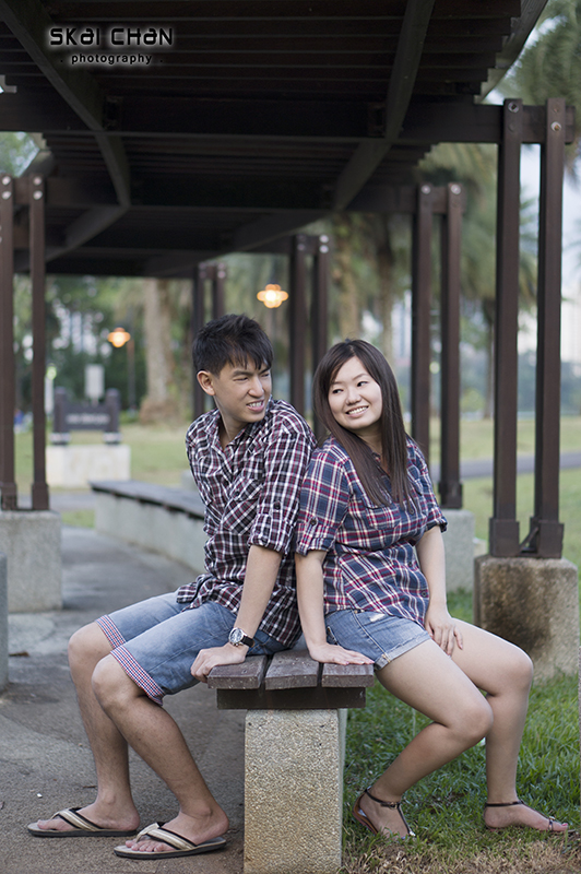 Creative and cute outdoor couple photoshoot session with Derrick and Ariel at Jurong Lake Gardens Creative and cute outdoor couple photoshoot session with Derrick and Ariel at Jurong Lake Gardens