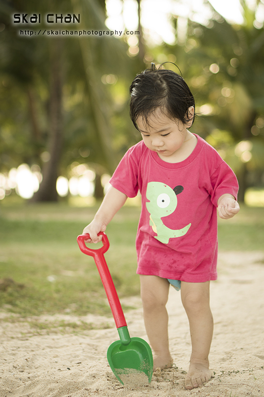 Outdoor children photoshoot at Tanjong Beach (Sentosa) Outdoor children photoshoot at Tanjong Beach (Sentosa)