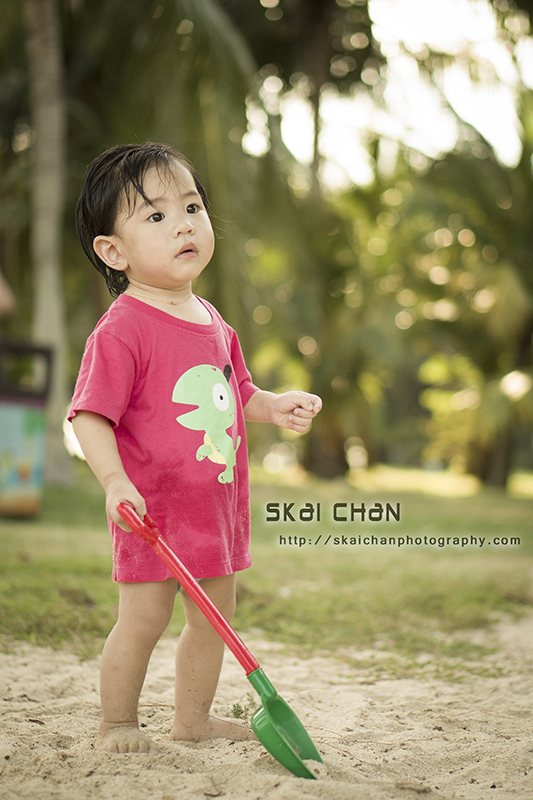 Outdoor children photoshoot at Tanjong Beach (Sentosa) Outdoor children photoshoot at Tanjong Beach (Sentosa)