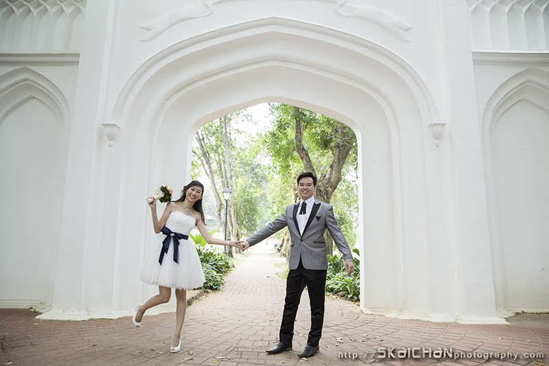 Pre-Wedding photoshoot session with Peter and Peiwei at Registries of Marriages Singapore, Fort Canning Park Pre-Wedding photoshoot session with Peter and Peiwei at Registries of Marriages Singapore, Fort Canning Park