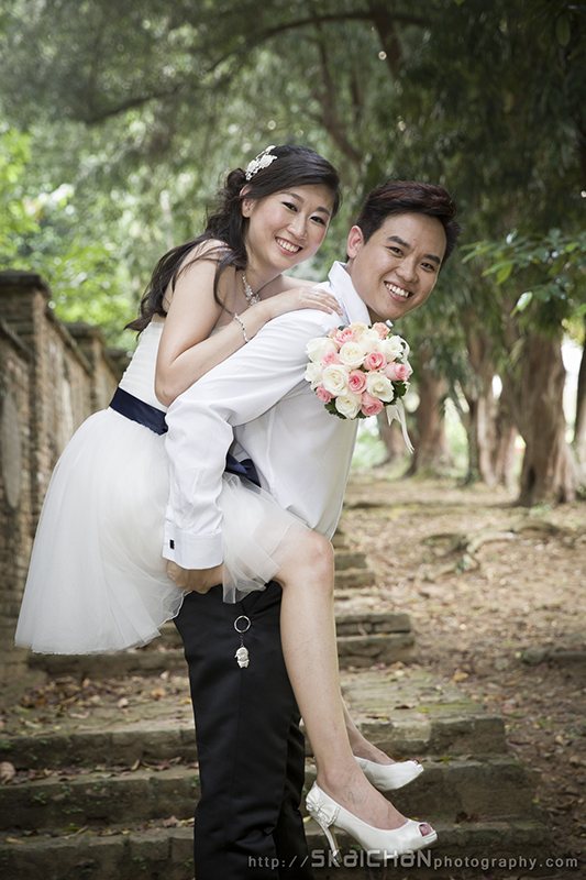 Pre-Wedding photoshoot session with Peter and Peiwei at Registries of Marriages Singapore, Fort Canning Park Pre-Wedding photoshoot session with Peter and Peiwei at Registries of Marriages Singapore, Fort Canning Park