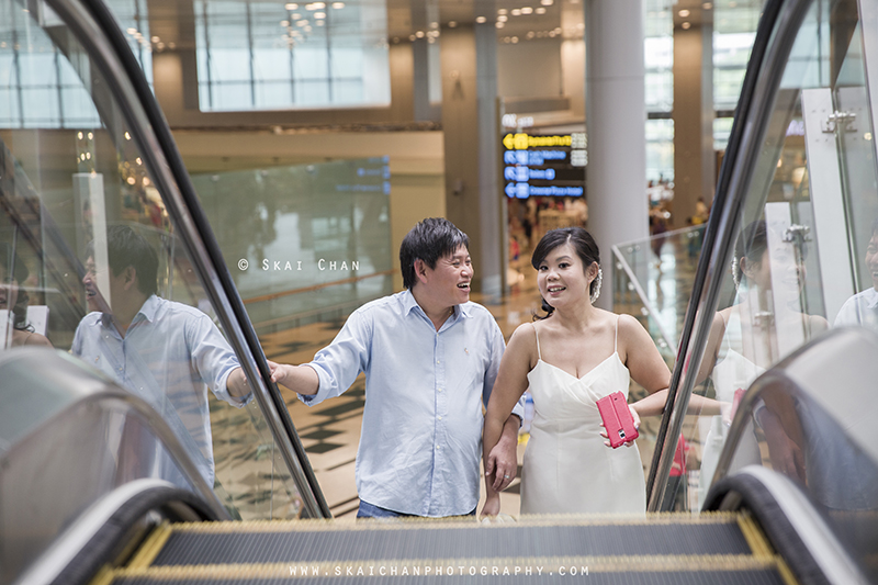 Pre-Wedding photoshoot session with Terry & Lynwen at Changi Airport Pre-Wedding photoshoot session with Terry & Lynwen at Changi Airport
