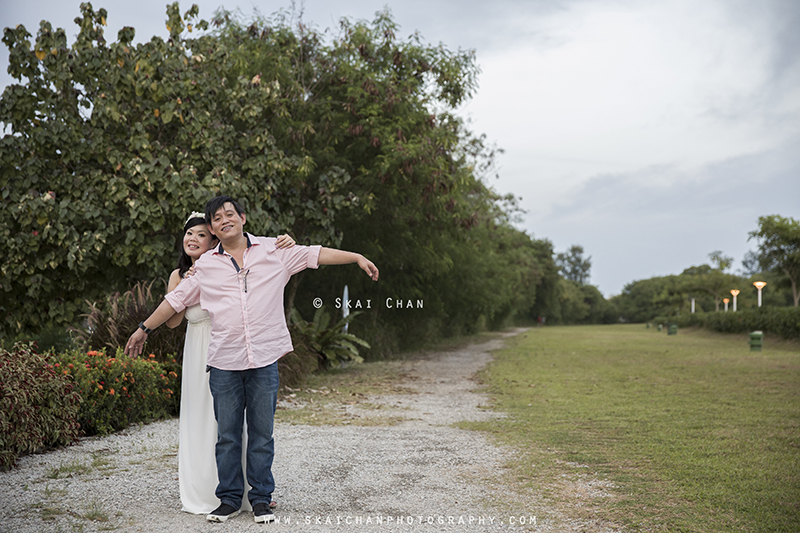 Pre-Wedding photoshoot session with Terry & Lynwen at Punggol Waterway Pre-Wedding photoshoot session with Terry & Lynwen at Punggol Waterway