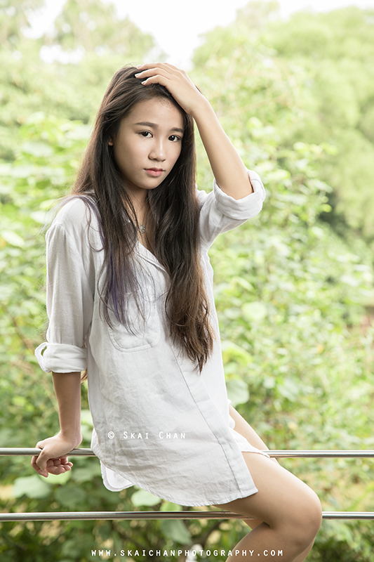 Outdoor fashion photoshoot session with Joanne at West Coast Park Outdoor fashion photoshoot session with Joanne at West Coast Park