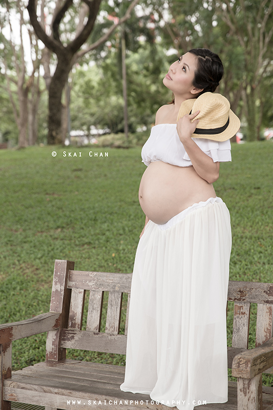 Maternity/Pregnancy portrait photoshoot session with Monica Weng-Ong at Punggol Park Maternity/Pregnancy portrait photoshoot session with Monica Weng-Ong at Punggol Park