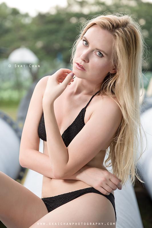 Sexy bikini fashion photoshoot session with Martina Novotna at Tanjong Beach (Sentosa) Sexy bikini fashion photoshoot session with Martina Novotna at Tanjong Beach (Sentosa)