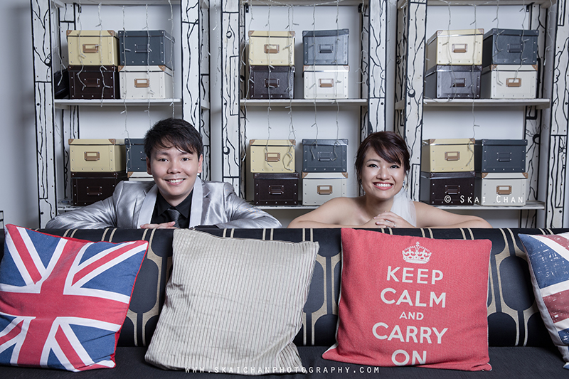 Indoor pre-wedding photoshoot session with Huiting & Shengyang at Sunsetopia Indoor pre-wedding photoshoot session with Huiting & Shengyang at Sunsetopia