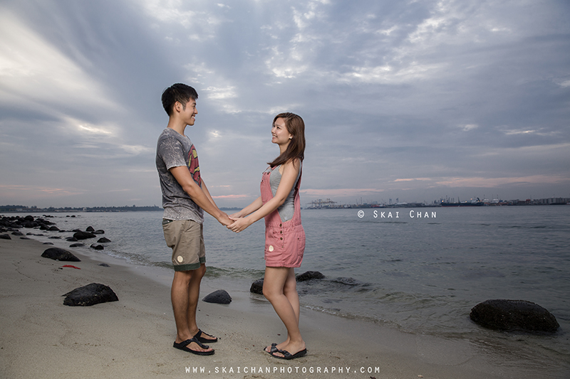 Sunset couple photoshoot session with Kaiwei & Stella at Punggol Ranch Sunset couple photoshoot session with Kaiwei & Stella at Punggol Ranch