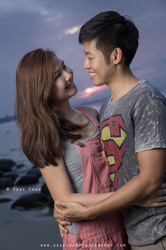 Sunset couple photoshoot session with Kaiwei & Stella at Punggol Ranch Sunset couple photoshoot session with Kaiwei & Stella at Punggol Ranch