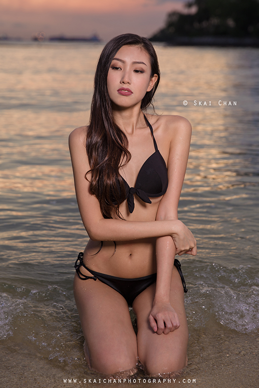 Bikini glamour sunset photoshoot session with Ng Shinyi at Palawan Beach (Sentosa) Bikini glamour sunset photoshoot session with Ng Shinyi at Palawan Beach (Sentosa)