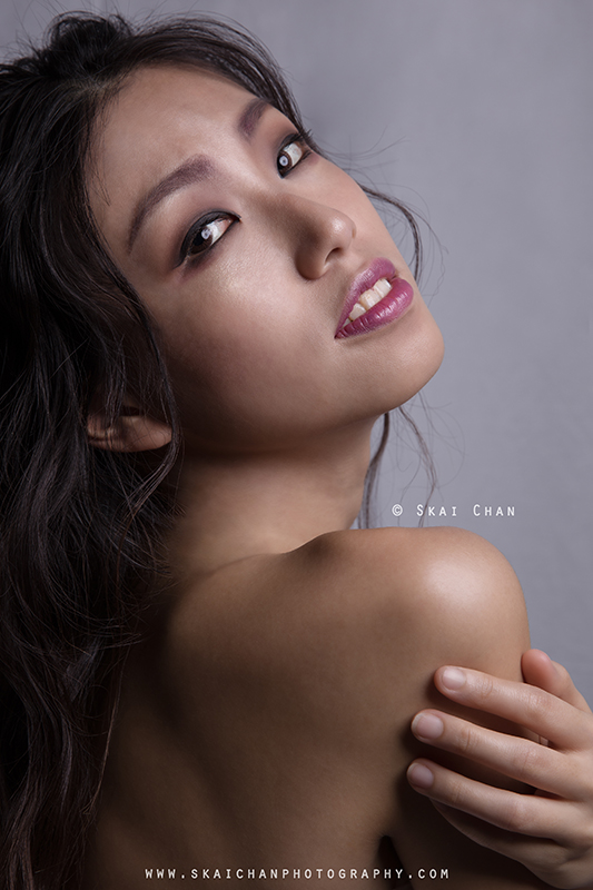 Beauty photoshoot session with Ng Shinyi at Tanjong Pagar (photography studio) Beauty photoshoot session with Ng Shinyi at Tanjong Pagar (photography studio)