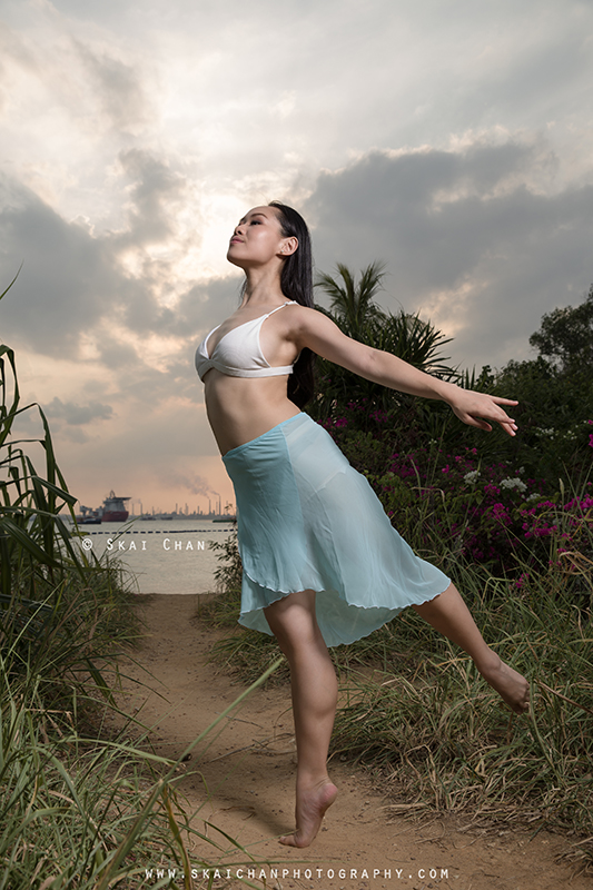 Sunset bikini dance photoshoot session with Jasmine Lim at Palawan Beach (Sentosa) Sunset bikini dance photoshoot session with Jasmine Lim at Palawan Beach (Sentosa)