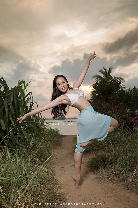 Sunset bikini dance photoshoot session with Jasmine Lim at Palawan Beach (Sentosa) Sunset bikini dance photoshoot session with Jasmine Lim at Palawan Beach (Sentosa)