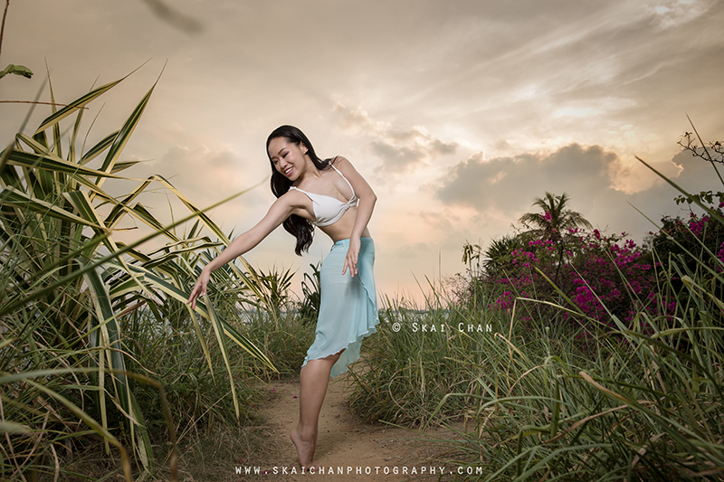 Sunset bikini dance photoshoot session with Jasmine Lim at Palawan Beach (Sentosa) Sunset bikini dance photoshoot session with Jasmine Lim at Palawan Beach (Sentosa)