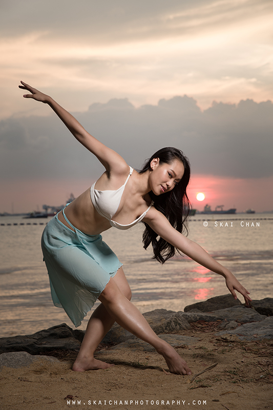 Sunset bikini dance photoshoot session with Jasmine Lim at Palawan Beach (Sentosa) Sunset bikini dance photoshoot session with Jasmine Lim at Palawan Beach (Sentosa)