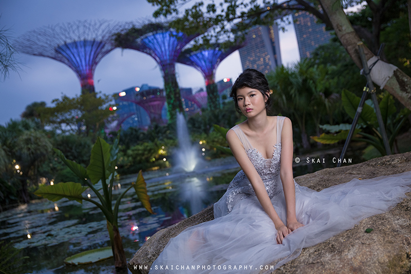 bridal photography at water lily pond, gardens by the bay bridal photography at water lily pond, gardens by the bay