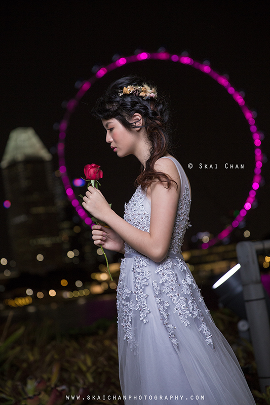 Night bridal photoshoot session with Robyn Skye at Gardens by the Bay Night bridal photoshoot session with Robyn Skye at Gardens by the Bay