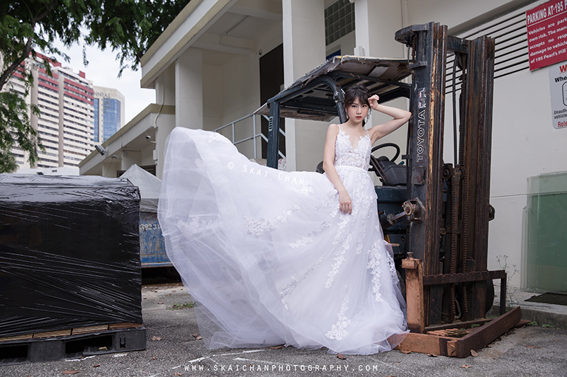 Bridal photoshoot session with Hilary at Pearl's Hill Terrace Bridal photoshoot session with Hilary at Pearl's Hill Terrace
