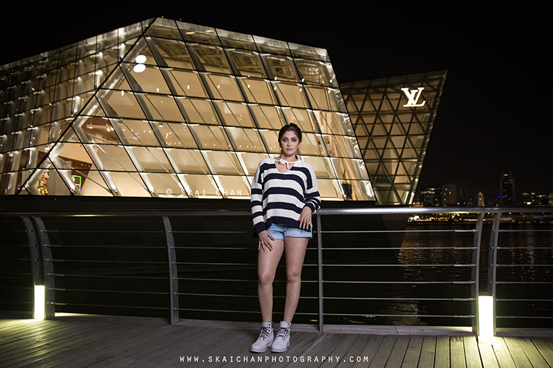 Night fashion photoshoot session with Renu at The Shoppes at Marina Bay Sands Night fashion photoshoot session with Renu at The Shoppes at Marina Bay Sands