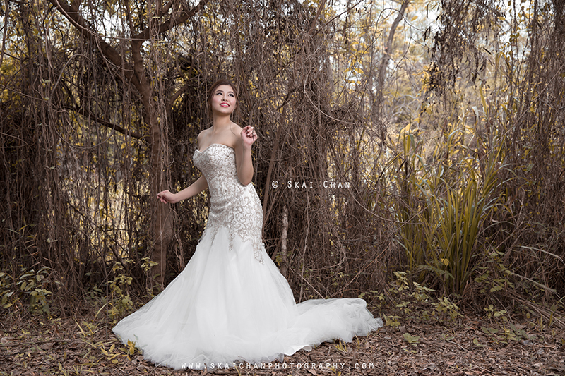 Stylish and edgy fashion bridal photoshoot session with Ivia Xiao Hui at Tampines Eco Green Stylish and edgy fashion bridal photoshoot session with Ivia Xiao Hui at Tampines Eco Green