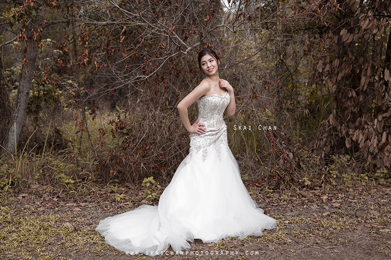 Stylish and edgy fashion bridal photoshoot session with Ivia Xiao Hui at Tampines Eco Green Stylish and edgy fashion bridal photoshoot session with Ivia Xiao Hui at Tampines Eco Green