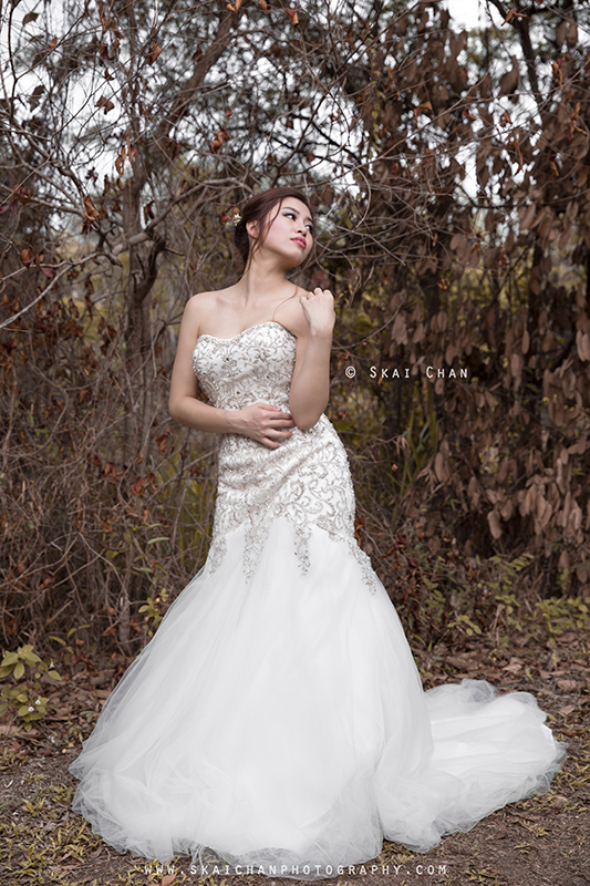Stylish and edgy fashion bridal photoshoot session with Ivia Xiao Hui at Tampines Eco Green Stylish and edgy fashion bridal photoshoot session with Ivia Xiao Hui at Tampines Eco Green
