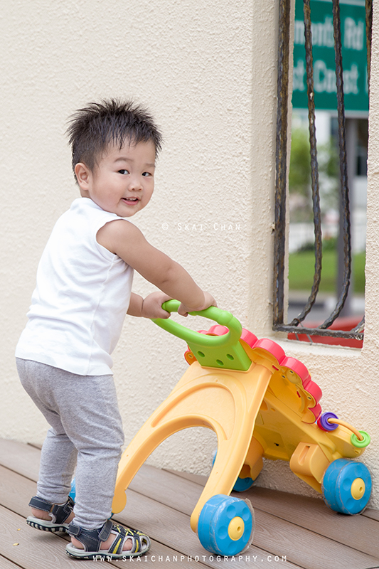 Children photoshoot session with Nicholas Chan Jun En at home Children photoshoot session with Nicholas Chan Jun En at home