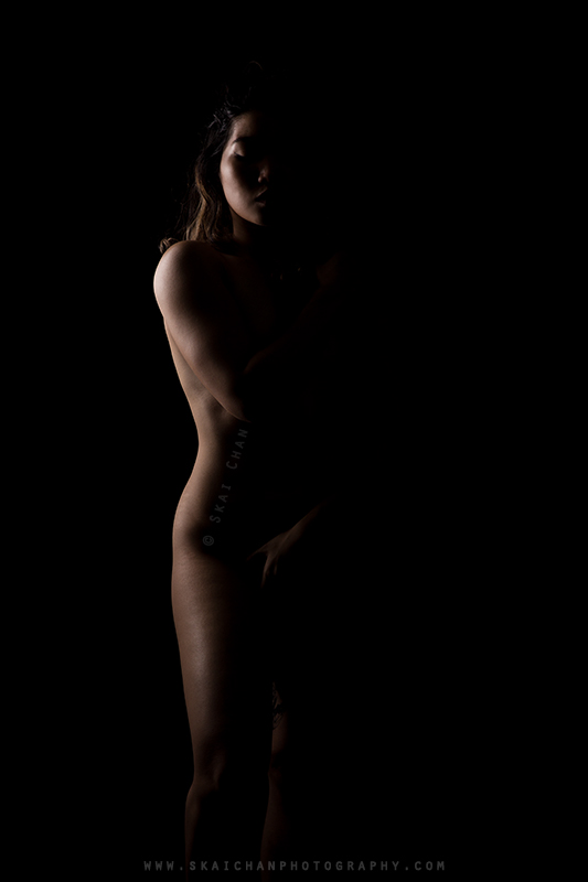 Bodyscape art silhouette photoshoot session with Cho at Tanjong Pagar (photography studio) Bodyscape art silhouette photoshoot session with Cho at Tanjong Pagar (photography studio)