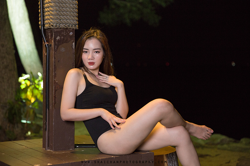 Night beach one-piece swimsuit (swimwear) photoshoot session with Rosy Mai Xuan at Palawan Beach (Sentosa) Night beach one-piece swimsuit (swimwear) photoshoot session with Rosy Mai Xuan at Palawan Beach (Sentosa)