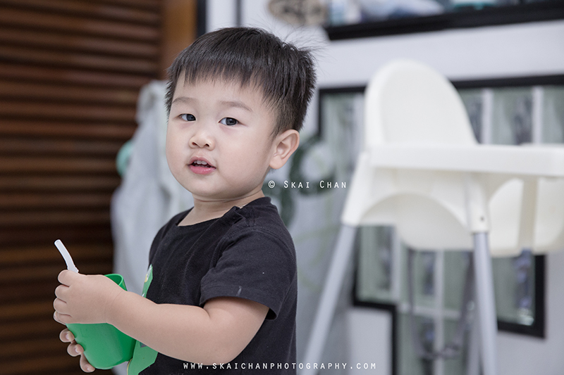 Indoor children photoshoot session with Nicholas Chan Jun En at home Indoor children photoshoot session with Nicholas Chan Jun En at home