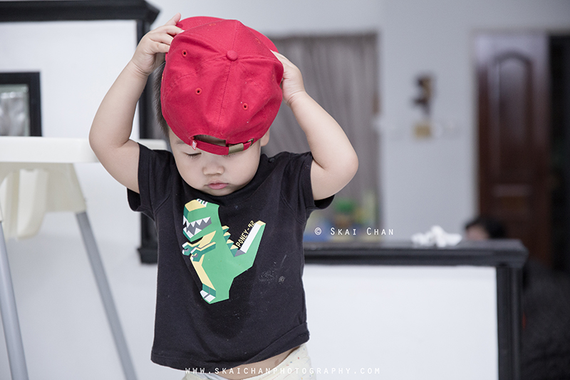 Indoor children photoshoot session with Nicholas Chan Jun En at home Indoor children photoshoot session with Nicholas Chan Jun En at home