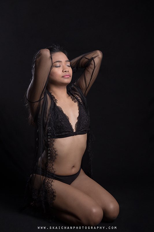 Lingerie photoshoot session with Tantiara Rosli at Tanjong Pagar (photography studio) Lingerie photoshoot session with Tantiara Rosli at Tanjong Pagar (photography studio)
