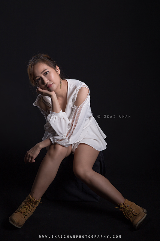 Corporate portrait photoshoot session with Hair and Makeup Artist (HMUA) Ivy Tan at Tanjong Pagar (photography studio) Corporate portrait photoshoot session with Hair and Makeup Artist (HMUA) Ivy Tan at Tanjong Pagar (photography studio)