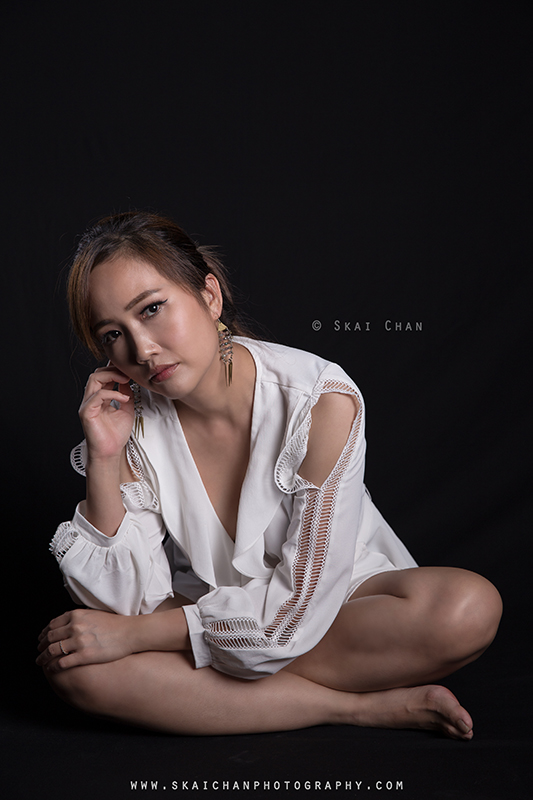 Corporate portrait photoshoot session with Hair and Makeup Artist (HMUA) Ivy Tan at Tanjong Pagar (photography studio) Corporate portrait photoshoot session with Hair and Makeup Artist (HMUA) Ivy Tan at Tanjong Pagar (photography studio)