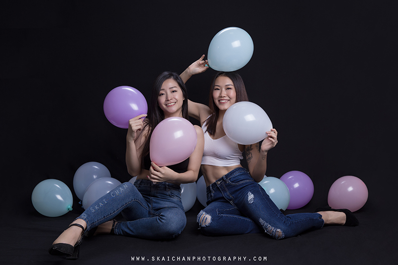 Friends / sister photoshoot session with Huiqing and Jasmine Tan at Tanjong Pagar (photography studio)