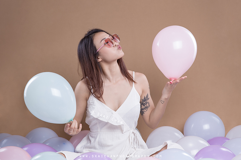 Cute balloon themed photoshoot session with Jasmine Tan at Tanjong Pagar (photography studio) Cute balloon themed photoshoot session with Jasmine Tan at Tanjong Pagar (photography studio)