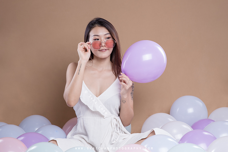 Cute balloon themed photoshoot session with Jasmine Tan at Tanjong Pagar (photography studio) Cute balloon themed photoshoot session with Jasmine Tan at Tanjong Pagar (photography studio)