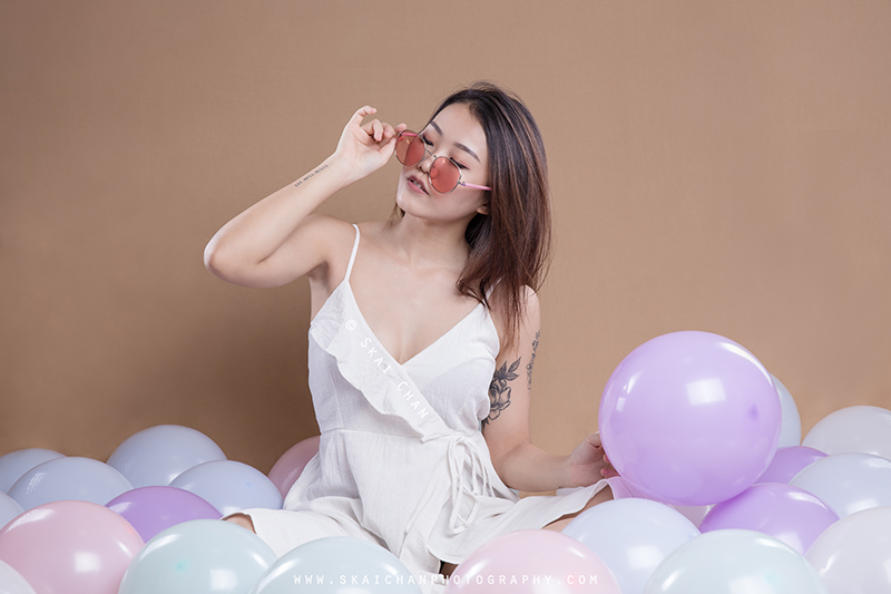 Cute balloon themed photoshoot session with Jasmine Tan at Tanjong Pagar (photography studio) Cute balloon themed photoshoot session with Jasmine Tan at Tanjong Pagar (photography studio)