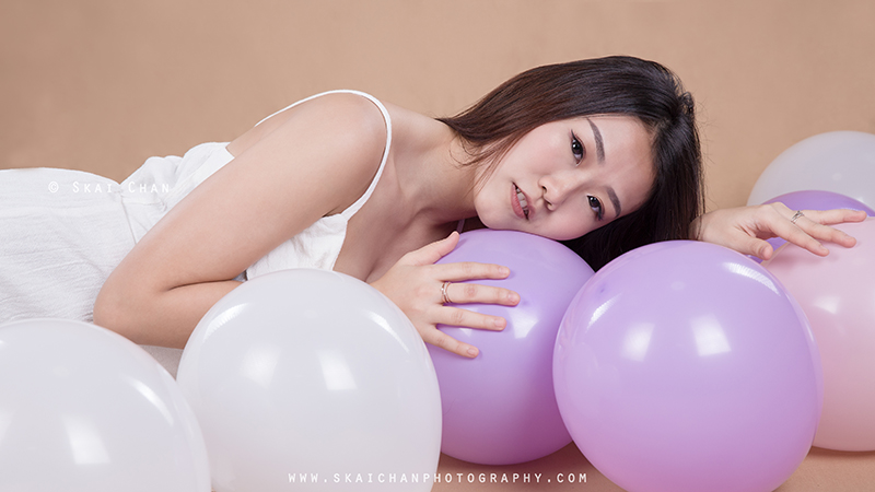Feminine balloon themed photoshoot session with Jasmine Tan at Tanjong Pagar (photography studio) Feminine balloon themed photoshoot session with Jasmine Tan at Tanjong Pagar (photography studio)