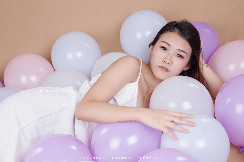 Feminine balloon themed photoshoot session with Jasmine Tan at Tanjong Pagar (photography studio) Feminine balloon themed photoshoot session with Jasmine Tan at Tanjong Pagar (photography studio)
