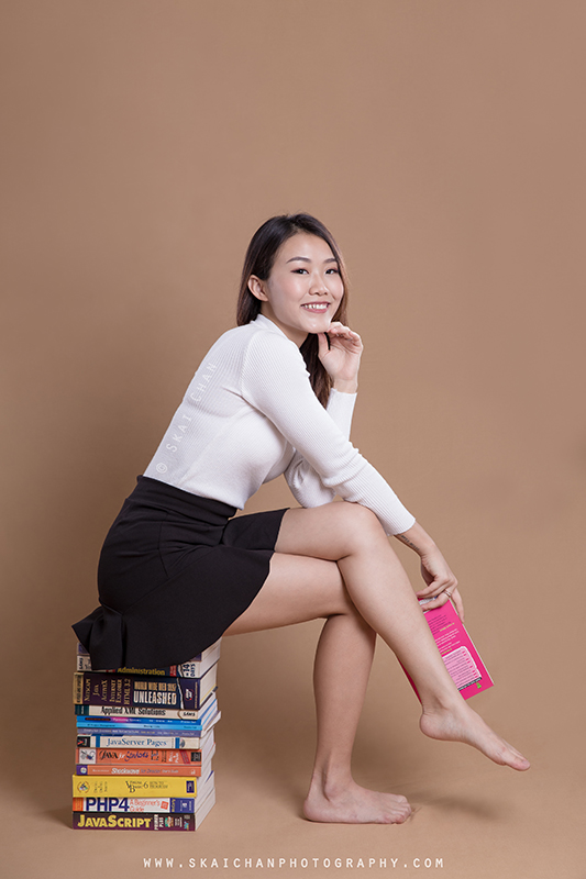 School girl themed photoshoot session with Jasmine Tan at Tanjong Pagar (photography studio) School girl themed photoshoot session with Jasmine Tan at Tanjong Pagar (photography studio)