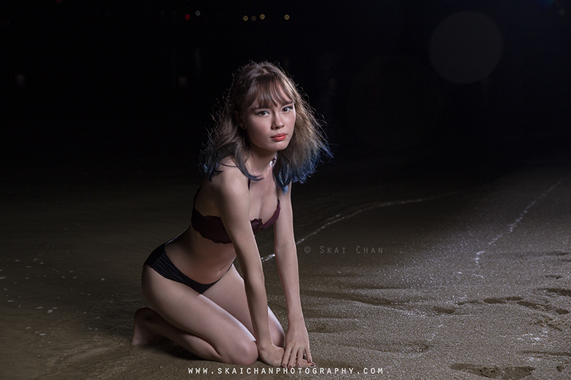 Night Beach Bikini Photoshoot with Katherine Whiteway (Nekotsurin) at Palawan Beach (Sentosa) Night Beach Bikini Photoshoot with Katherine Whiteway (Nekotsurin) at Palawan Beach (Sentosa)
